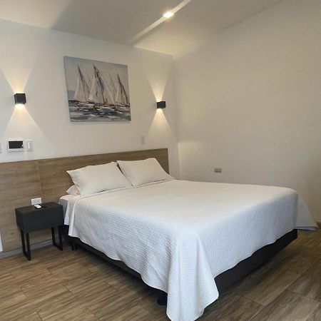 Kiran Lodging กวายากิล ภายนอก รูปภาพ